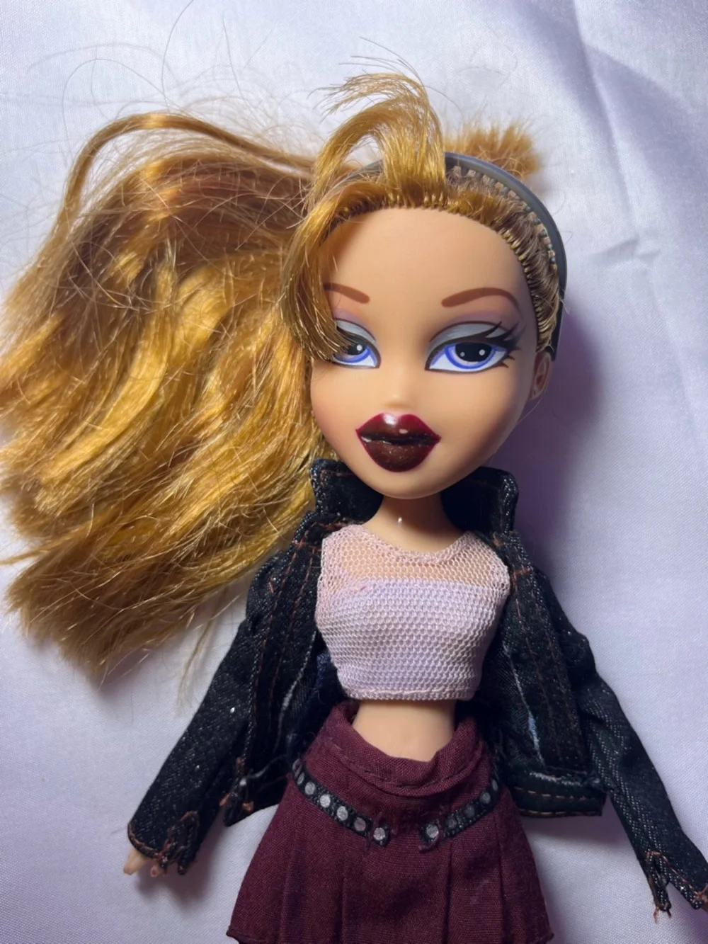 Vintage 2002 Bratz‎ Meygan Funk N Glow Doll Y2K Outfit Light Up Jacket